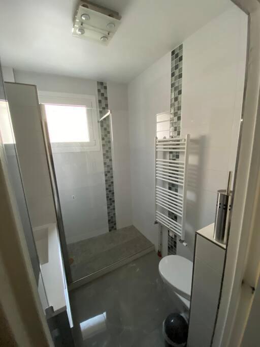 Superbe Appartement Vanves T3 Avec Parking Luaran gambar